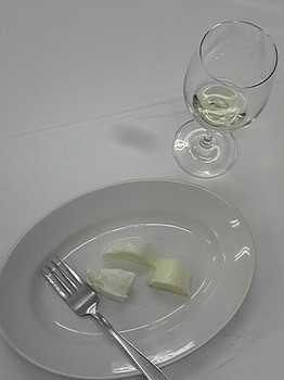 チーズとワイン2.JPG